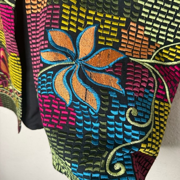 Chico's Boho Embroidered Vest Retro Floral Multi Color Women’s Sz 12 (Chico’s 2) - Picture 2 of 9